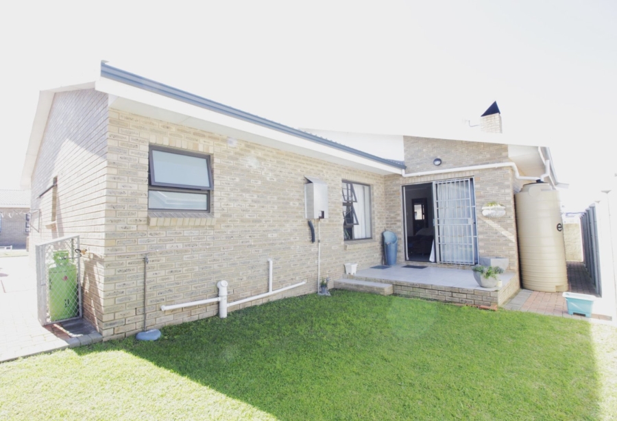 3 Bedroom Property for Sale in C Place Eastern Cape